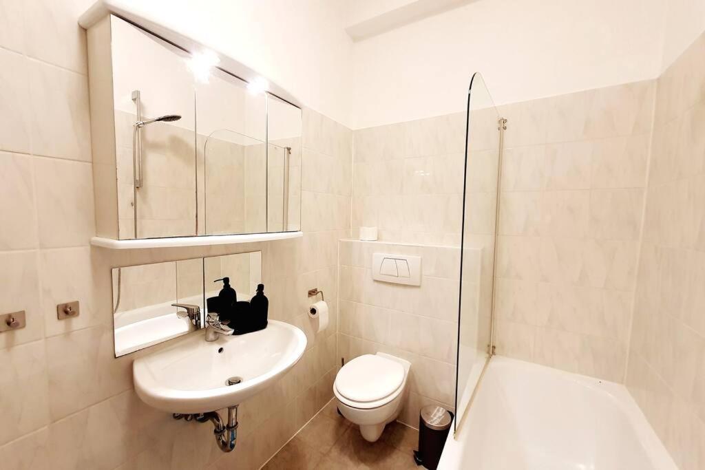 Savoir Vivre Apartments Rueppgasse Wenen Kamer foto